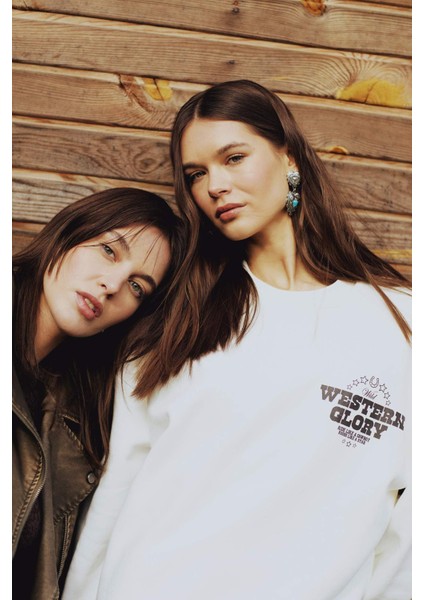 Oversize Geniş Kalıp Bisiklet Yaka Sırt Baskılı Kalın Sweatshirt E4934AX25SP