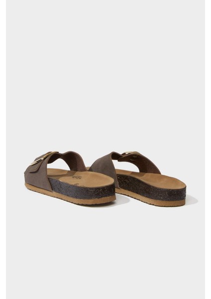 Kadın Düz Taban Tek Bantlı Suni Deri Terlik