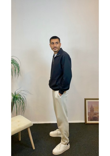 Erkek 3 Iplik Yarım Fermuarlı Kanguru Çepli Sweatshırt SPR24SW22 modelleri
