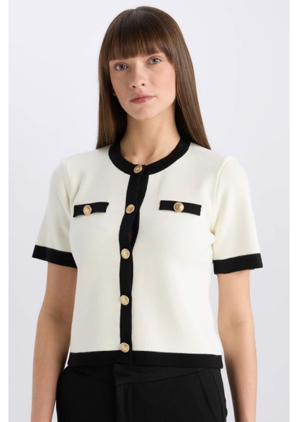 Regular Fit Bisiklet Yaka Düğmeli Kısa Kollu Triko Hırka E6207AX25SP