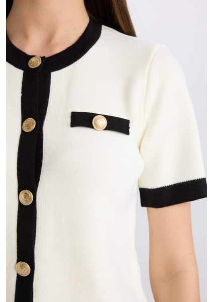 Regular Fit Bisiklet Yaka Düğmeli Kısa Kollu Triko Hırka E6207AX25SP