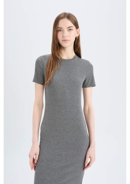 Bodycon Vücudu Saran Bisiklet Yaka Basic Düz Fitilli Kaşkorse Kısa Kollu Midi Elbise E6926AX25SP