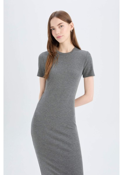 Bodycon Vücudu Saran Bisiklet Yaka Basic Düz Fitilli Kaşkorse Kısa Kollu Midi Elbise E6926AX25SP