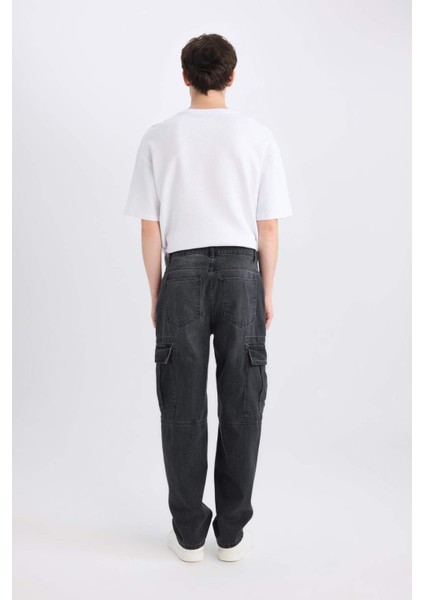 %100 Pamuk Relax Fit Rahat Kesim Geniş Paça Kargo Cepli Siyah Jean Pantolon E6694AX25SP