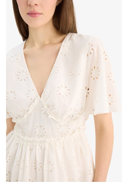 V Yaka Pamuklu Kısa Kollu Mini Elbise E6858AX25SM