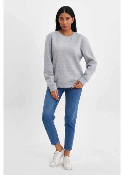 Kadın Bisiklet Yaka Rahat Kalıp 3 Iplik Içi Polarlı Kalın Sweatshirt SPR24SWK36