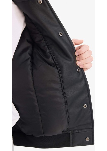 Erkek Çocuk Okul Su Geçirmez Kolej Yaka Fermuarlı Çift Cepli Mevsimlik Suni Deri Bomber Mont Ceket C7088A825AU