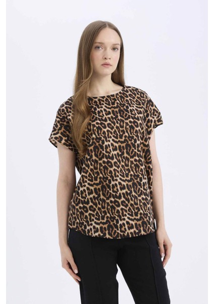 Regular Fit Leopar Desenli Bisiklet Yaka Kısa Kollu Bluz E7038AX25SP