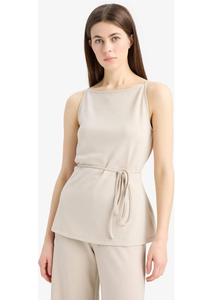 Regular Fit Kayık Yaka Bağcıklı Pike Kolsuz Bluz E5778AX25SP