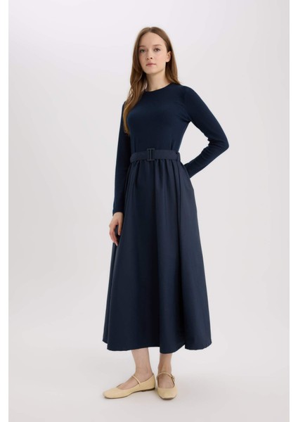 Regular Fit Bisiklet Yaka Paraşüt Uzun Kollu Maxi Tesettür Elbise E5916AX25SP