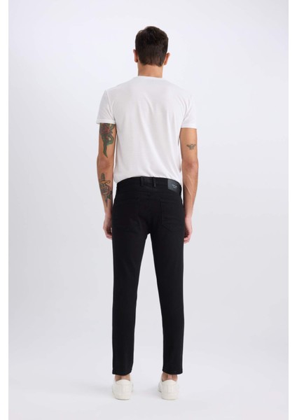 Carlo Skinny Fit Solmayan Renk Ekstra Dar Kalıp Normal Bel Ekstra Dar Paça Siyah Jean Pantolon R8763AZ25SP
