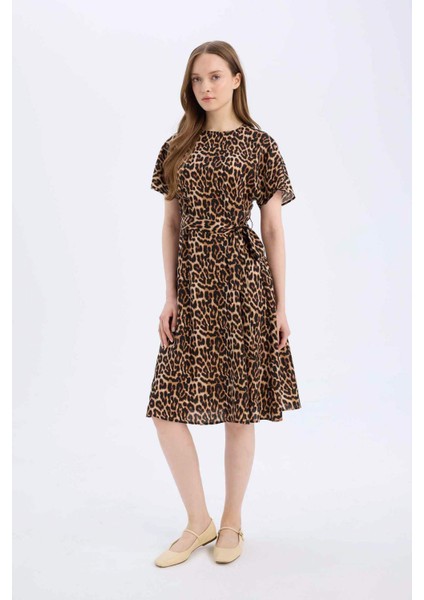 Regular Fit Bisiklet Yaka Leopar Desenli Kuşaklı Kısa Kollu Midi Elbise E7113AX25SP