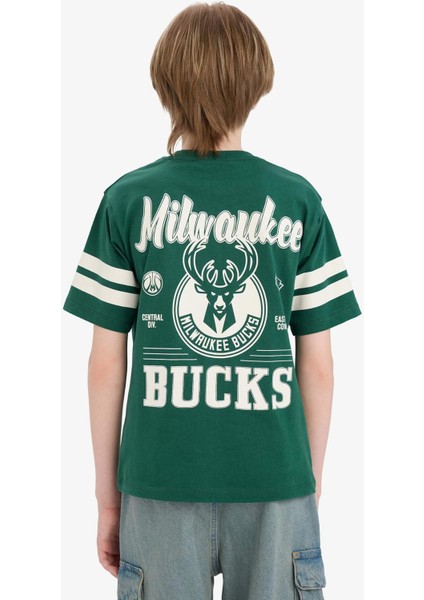 Erkek Çocuk NBA Milwaukee Bucks Bisiklet Yaka Kısa Kollu Tişört E4842A825SM
