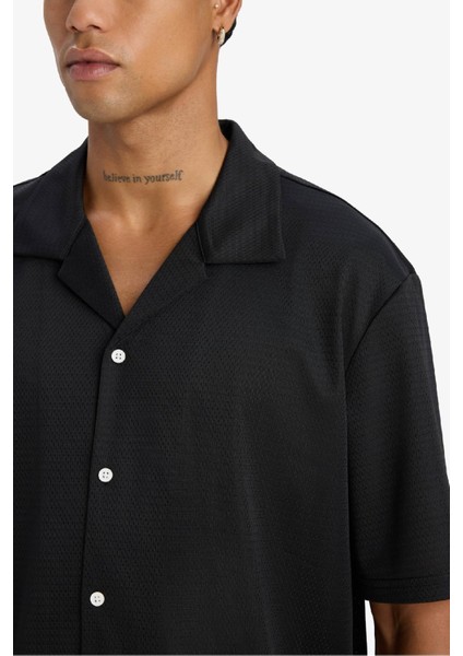 Hızlı Kuruyan Oversize Geniş Kalıp Bisiklet Yaka Sırt Baskılı Sporcu Kısa Kollu Tişört E4126AX25SM