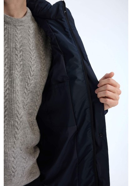 Regular Fit Kapüşonlu Fermuarlı Çıtçıtlı Cepli Şişme Mont E7286AX24WN