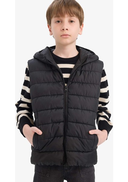 Erkek Çocuk Su Geçirmez Kapüşonlu Fermuarlı Şişme Yelek E7497A825AU