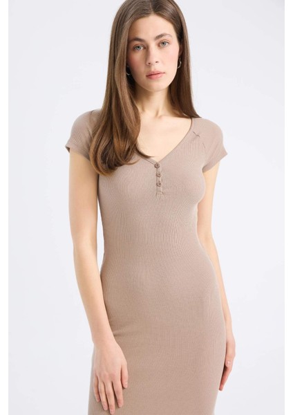 Bodycon Vücudu Saran V Yaka Fitilli Kaşkorse Kısa Kollu Midi Elbise E7368AX25SP