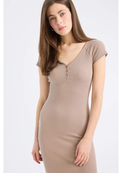 Bodycon Vücudu Saran V Yaka Fitilli Kaşkorse Kısa Kollu Midi Elbise E7368AX25SP