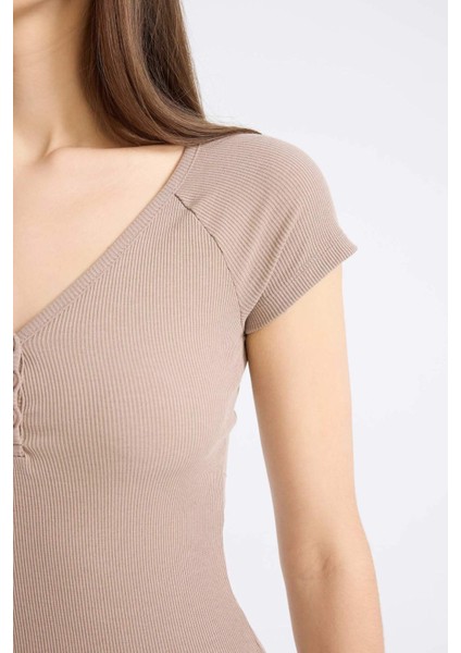 Bodycon Vücudu Saran V Yaka Fitilli Kaşkorse Kısa Kollu Midi Elbise E7368AX25SP