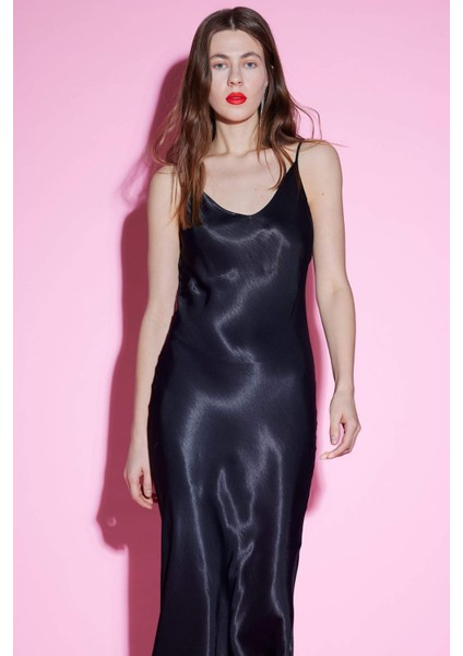 Bodycon Vücudu Saran Basic Düz Saten Kolsuz Maxi Siyah Abiye Elbise E7256AX25SP