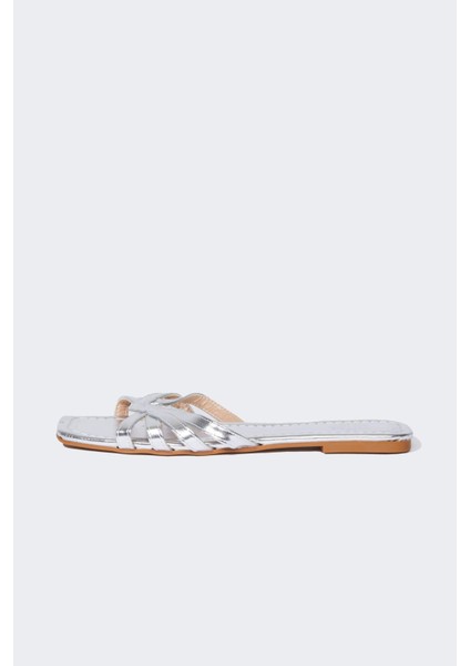 Kadın Düz Taban Suni Deri Terlik