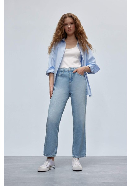 Straight Fit Yüksek Bel Bilek Boy Jean Yıkamalı Pantolon E3191AX25SP