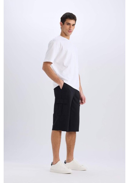 Slim Fit Dar Kesim Kargo Cepli Basic Düz Kapri Şort T4693AZ25SM