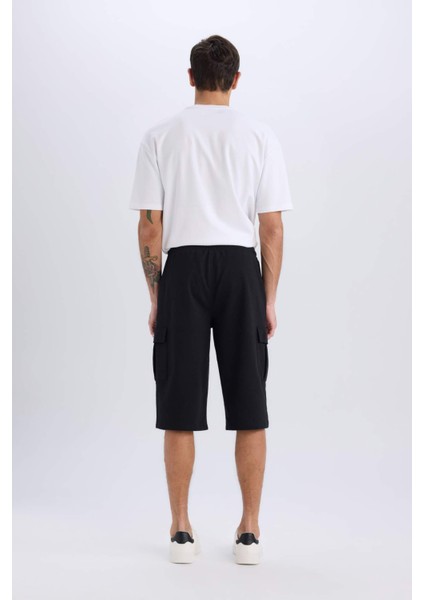Slim Fit Dar Kesim Kargo Cepli Basic Düz Kapri Şort T4693AZ25SM