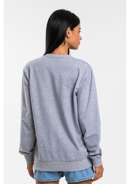 Kadın Bisiklet Yaka Regular Kalıp Ince Ar Baskılı Sweatshırt SPR24SWK124 modelleri