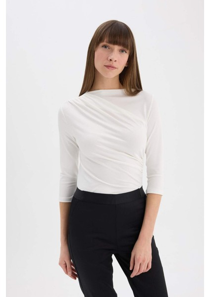 Regular Fit Degaje Yaka Basic Düz Krep Yarım Kollu Tişört E7096AX25SP