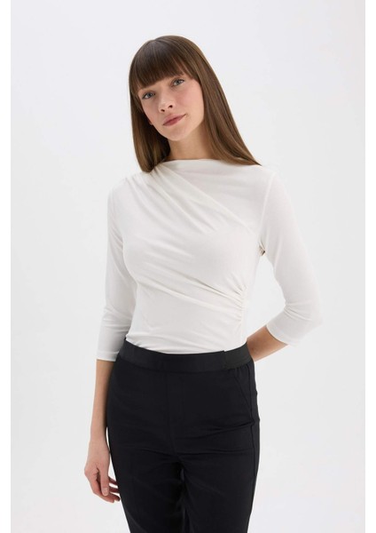 Regular Fit Degaje Yaka Basic Düz Krep Yarım Kollu Tişört E7096AX25SP