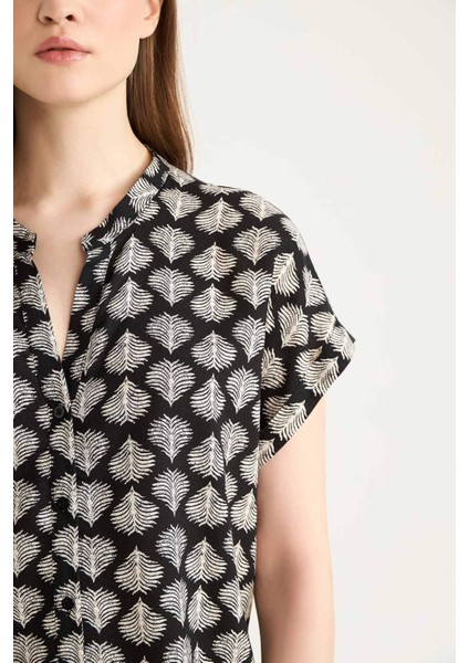 Regular Fit Apaş Yaka Desenli Kısa Kollu Gömlek I6173AZ25SM