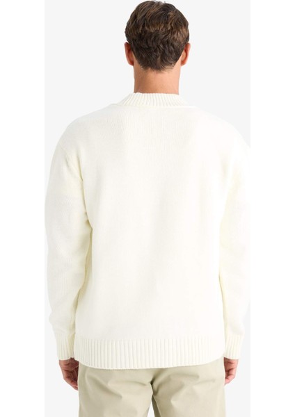 Relax Fit V Yaka Düğmeli Triko Hırka E5343AX24WN