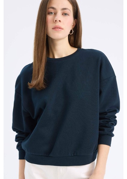 Regular Fit Bisiklet Yaka Kalın Basic Düz Sweatshirt