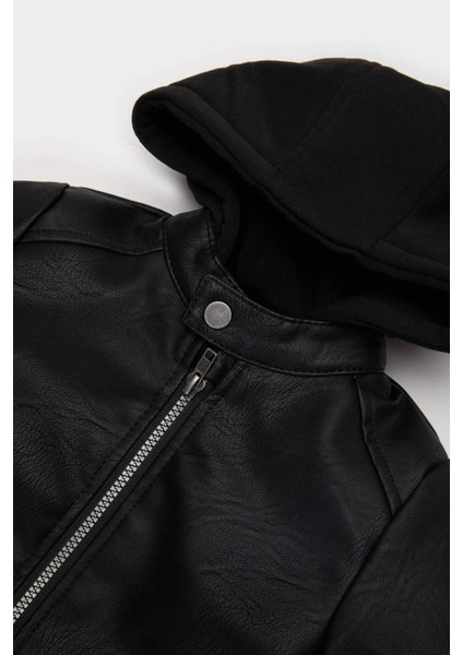 Erkek Bebek Kapüşonlu Pelüş Astar Fermuarlı Suni Deri Ceket