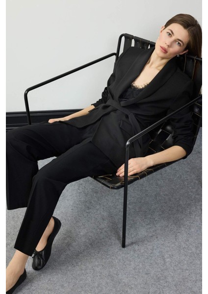 Regular Fit Kuşaklı Basic Düz Blazer Ceket E7346AX25SP