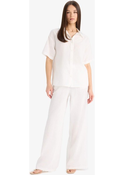 Oversize Geniş Kalıp Basic Düz Beyaz Kısa Kollu Gömlek A9135AX25SM