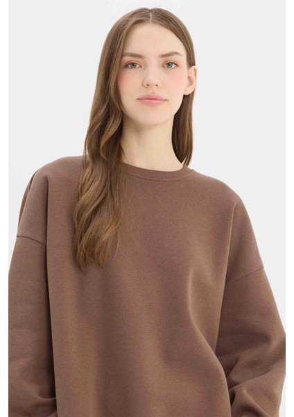 Oversize Geniş Kalıp Bisiklet Yaka Basic Düz Kalın Sweatshirt Y1346AZ25SP