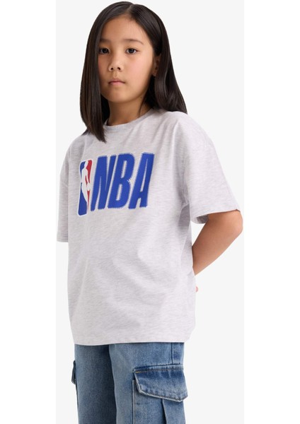 Kız Çocuk NBA Wordmark Oversize Geniş Kalıp Bisiklet Yaka Kısa Kollu Tişört E7630A825HS