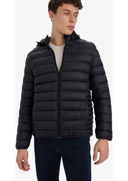Su İtici Slim Fit Dar Kesim İç Cep Detaylı Kapüşonlu Fermuarlı Cepli Şişme Mont N4661AZ25AU