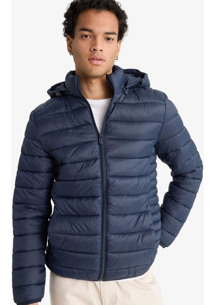 Su İtici Slim Fit Dar Kesim İç Cep Detaylı Kapüşonlu Fermuarlı Cepli Şişme Mont N4661AZ25AU