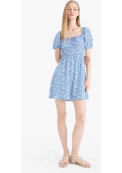 Coool Kare Yaka Çiçekli Bürümcük Kısa Kollu Mini Yazlık Elbise E0874AX25SM