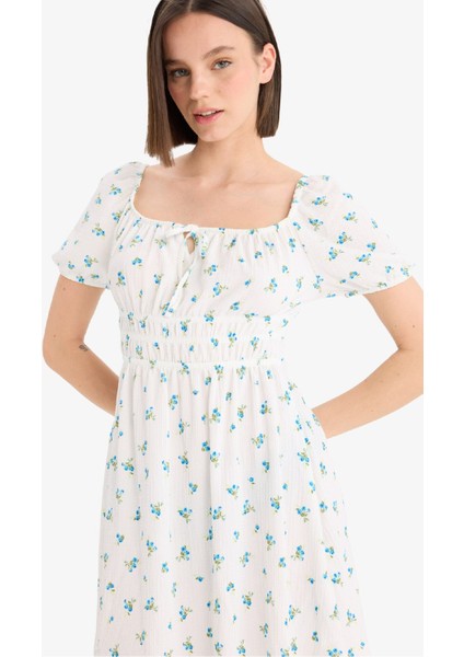 Coool Kare Yaka Çiçekli Bürümcük Kısa Kollu Mini Yazlık Elbise E0874AX25SM