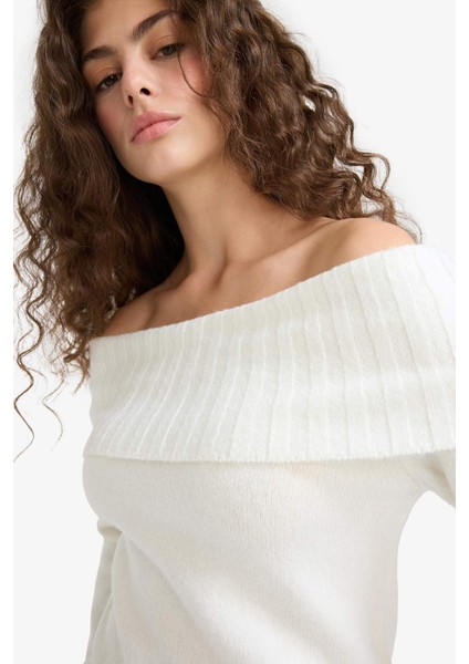 Slim Fit Dar Kesim Açık Omuz Triko Kazak E8345AX25WN