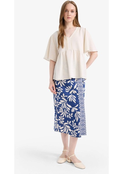 Regular Fit V Yaka Keten Karışımlı Kısa Kollu Bluz E7336AX25SM