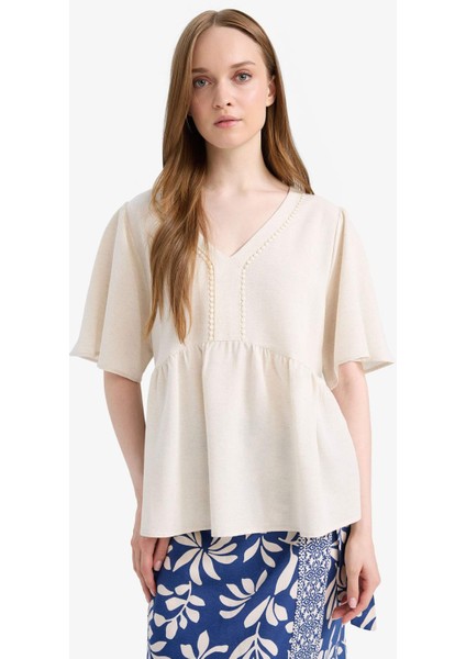Regular Fit V Yaka Keten Karışımlı Kısa Kollu Bluz E7336AX25SM