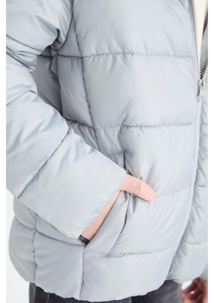 Erkek Çocuk Su Geçirmez Kapüşonlu Fermuarlı Şişme Mont A1875A825AU