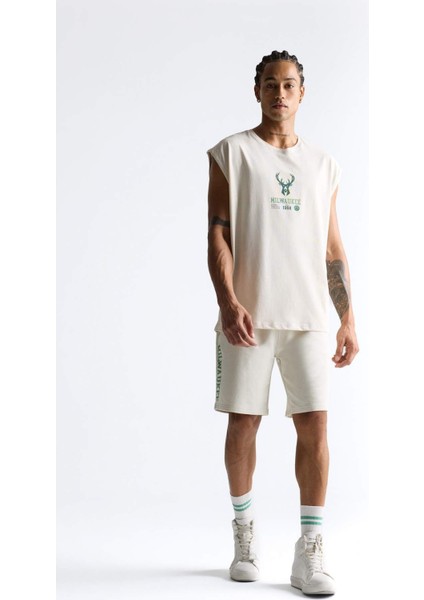 Fit NBA Milwaukee Bucks Standart Fit Kısa Paça Şort