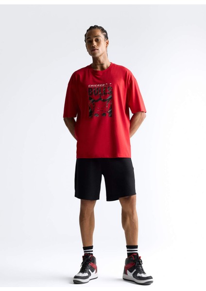 %100 Pamuk DeFactoFit NBA Chicago Bulls Oversize Geniş Kalıp Bisiklet Yaka Kısa Kollu Tişört E5911AX25AU
