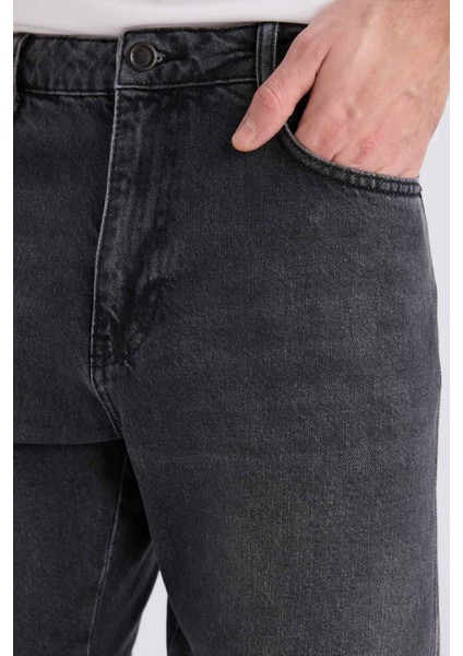 90's Slim Fit Dar Kalıp Yüksek Bel Dar Paça Jean Pantolon E8499AX24WN